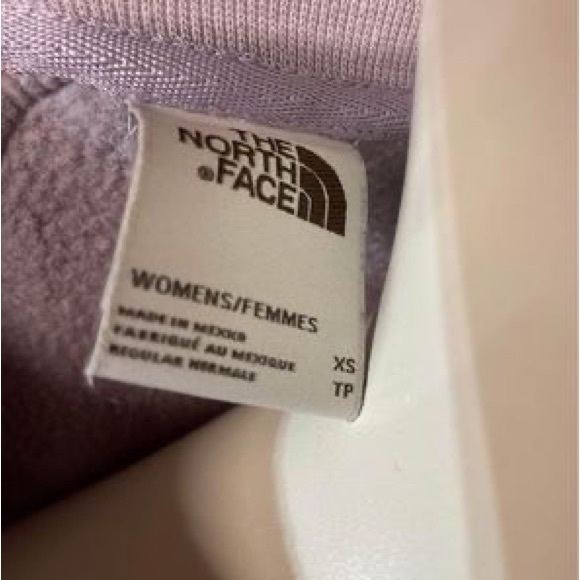 Women’s XS The North Face Sweatshirt (flawed) - Picture 4 of 7